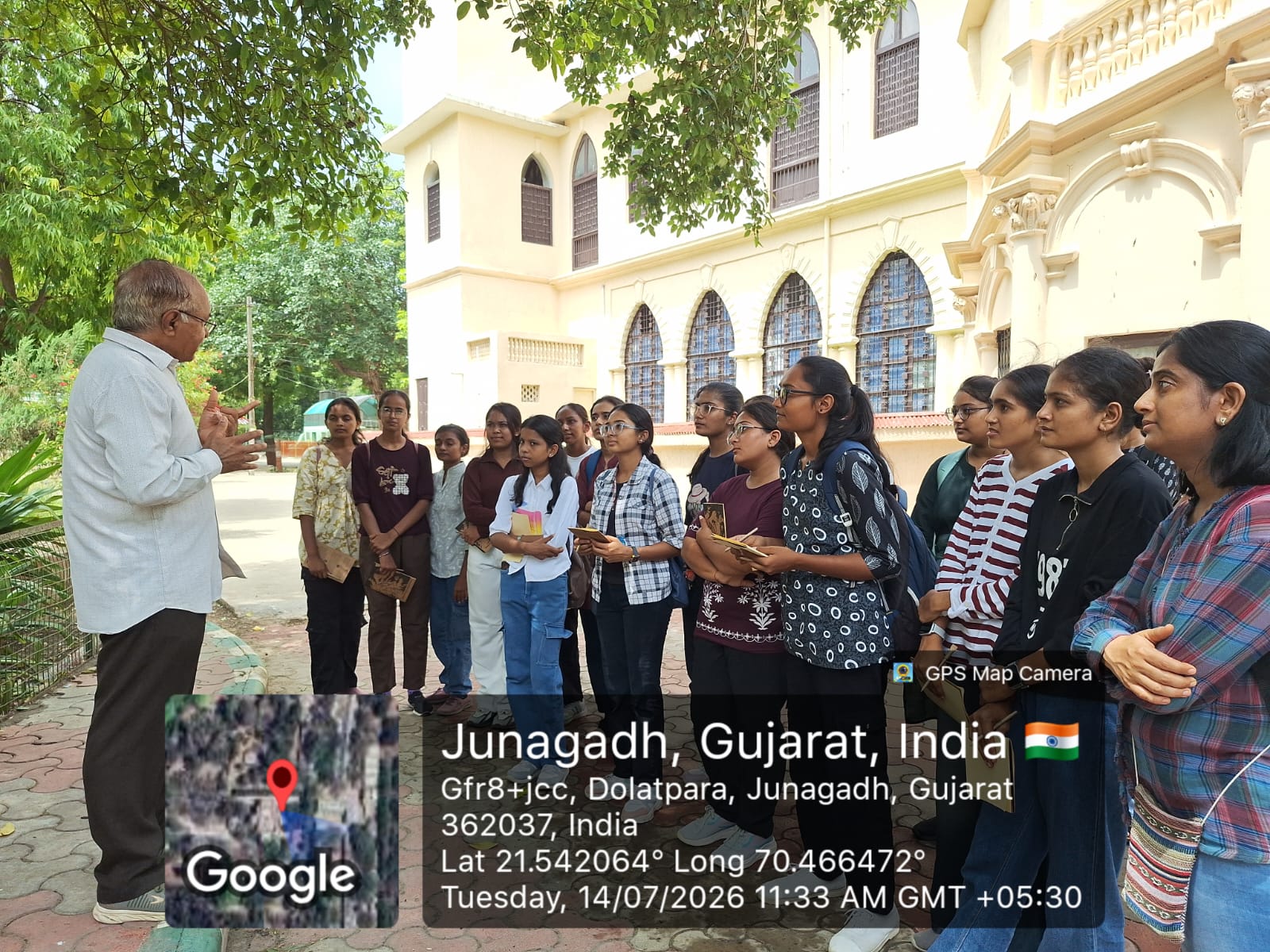 🌿 Students Visited Junagadh Sakkarbaug Zoo 🦁
