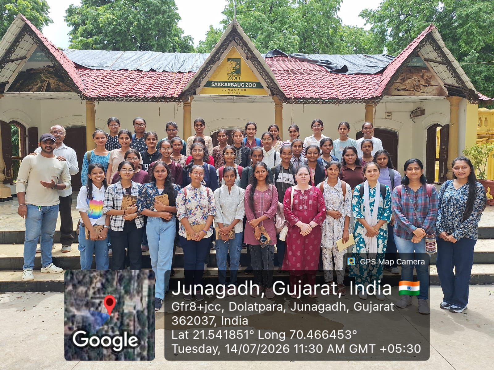 🌿 Students Visited Junagadh Sakkarbaug Zoo 🦁